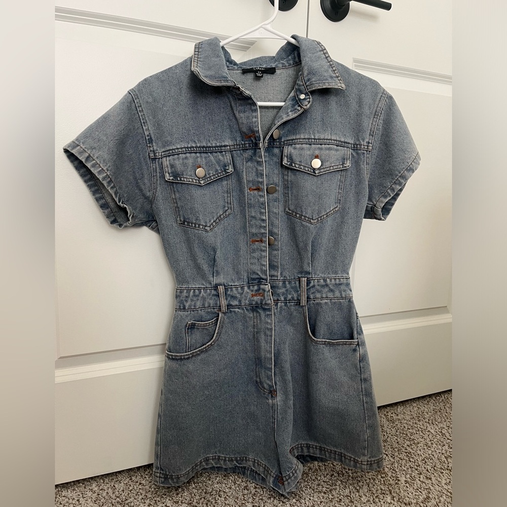 Lulu's Festival Feelin’ Light Wash Denim Romper